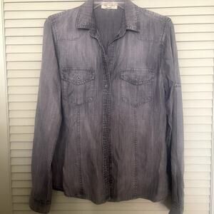 Anthropologie Cloth & Stone Tencel Top Size Small Denim look